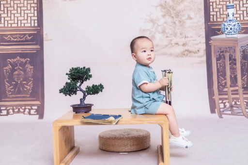 保山孕妇肚子上的黑线